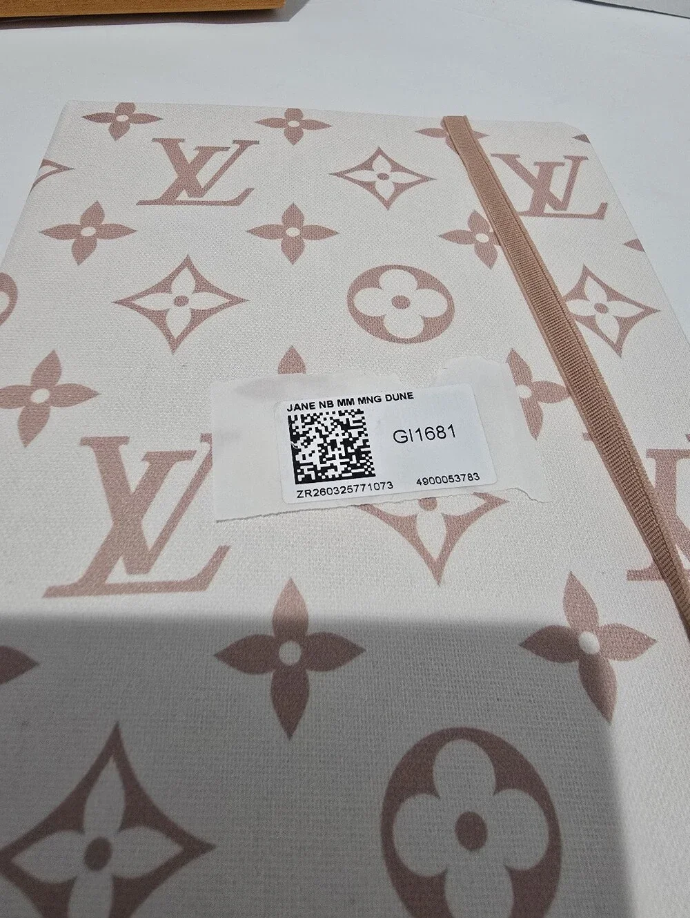 Louis Vuitton Jane Notebook MM Dune Monogram With Stickers Brand New Gl1681